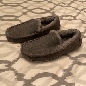 Ugg slippers